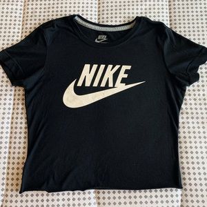 Nike Crop Top